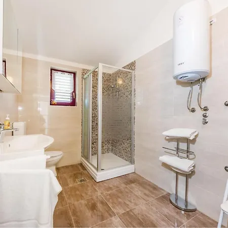 In Biograd With Heated Swimming Pool Holiday home