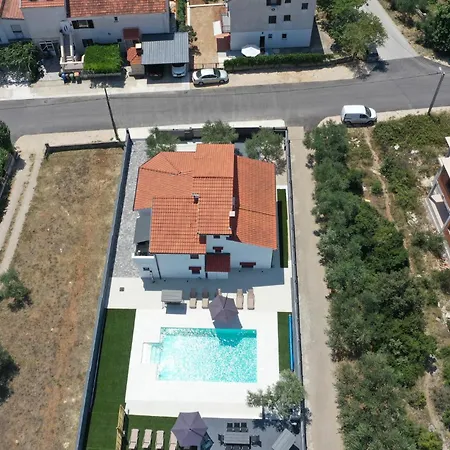 In Biograd With Heated Swimming Pool *